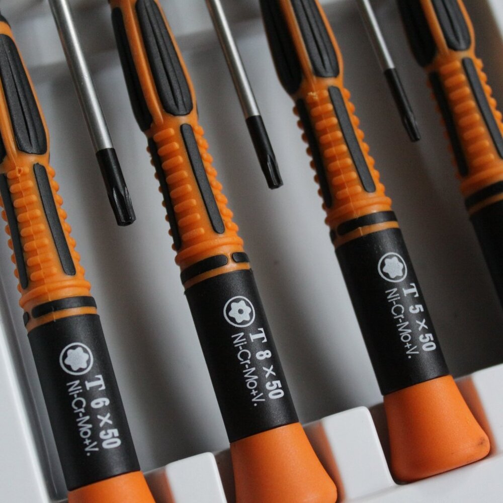 7 in 1 Security Torx Screwdrivers with T5 T6 T7 T8 T9 T10 T15 Torx Bit,C… - Picture 8 of 10